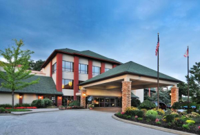 Отель Quail Hollow Resort, A Trademark Collection Hotel  Пейнсвилл